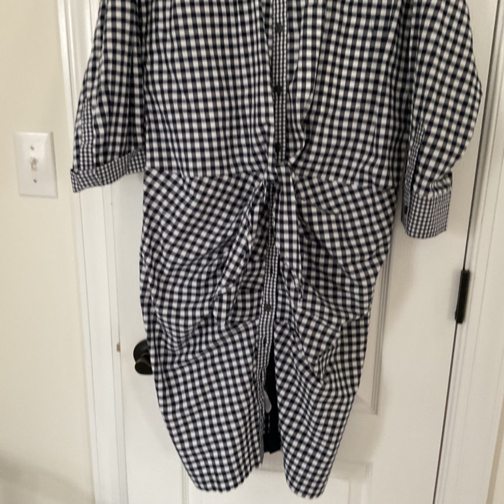 Dress - Picture 3 of 4